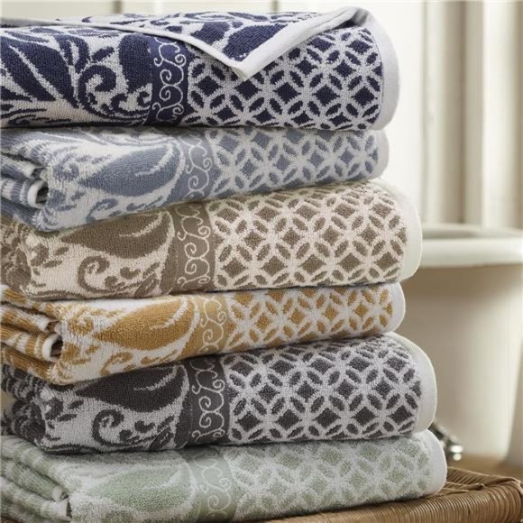Modern Threads Trefoil Filigree 6-Piece Reversible Yarn Dyed Jacquard Towel Set - Picture 4 of 5